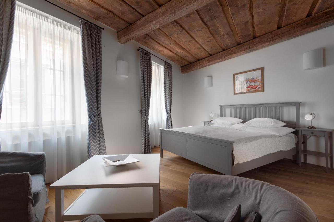 Hotel At The White Lily Prague Exterior photo