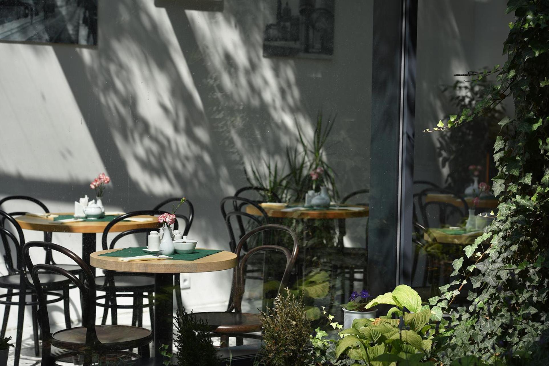 Hotel At The White Lily Prague Exterior photo