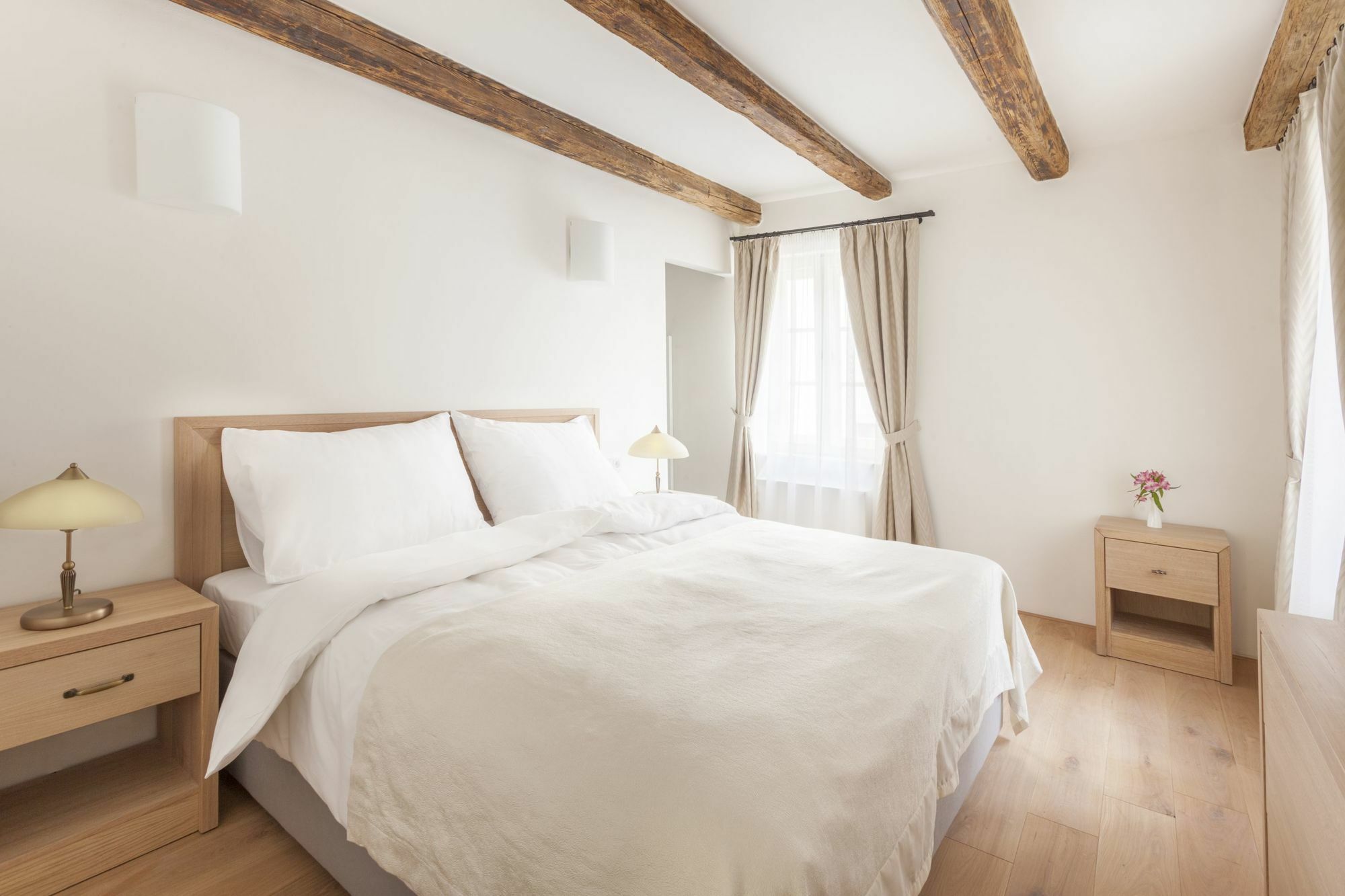 Hotel At The White Lily Prague Exterior photo